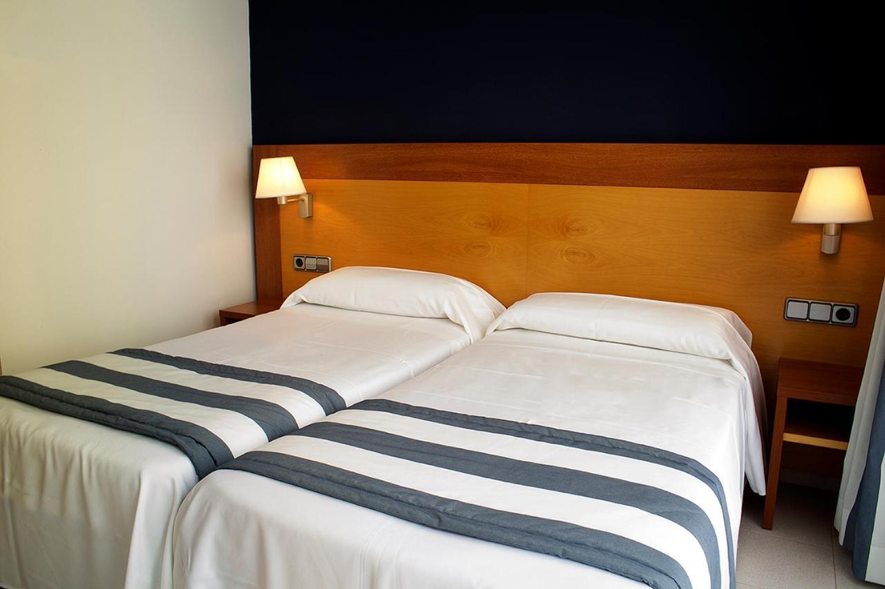 Hotel Els Pins Platja d'Aro Esterno foto