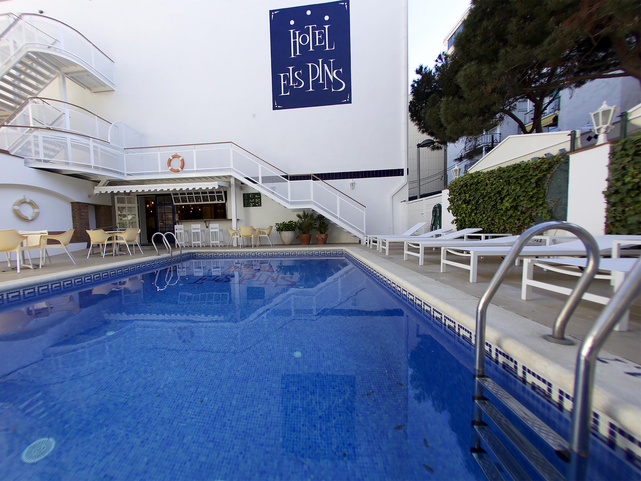 Hotel Els Pins Platja d'Aro Esterno foto