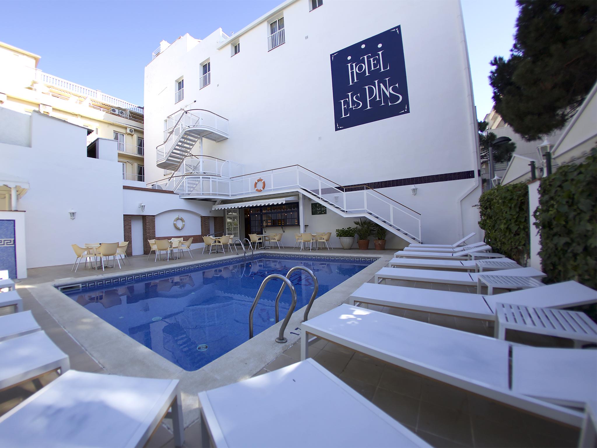 Hotel Els Pins Platja d'Aro Esterno foto