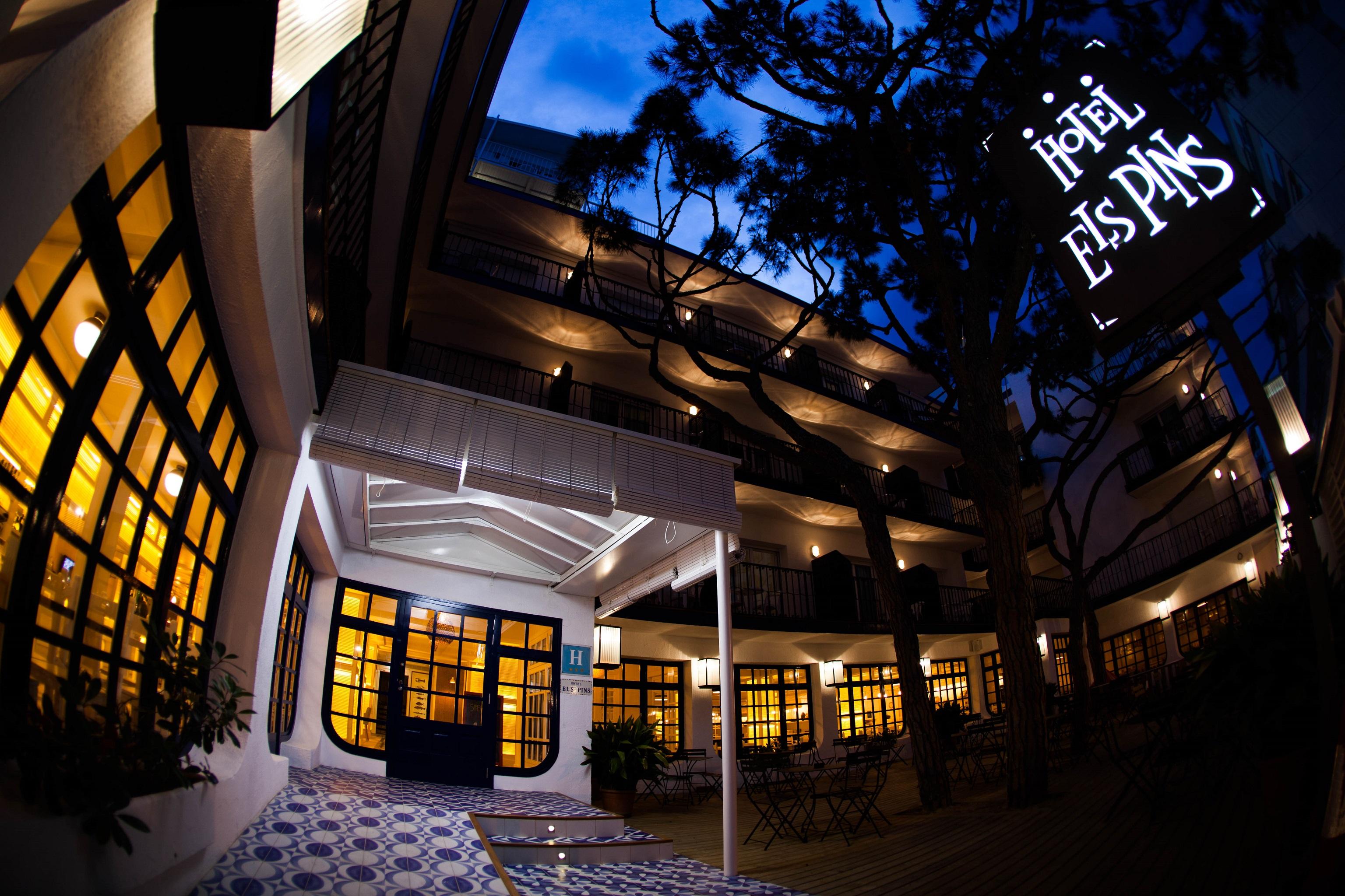 Hotel Els Pins Platja d'Aro Esterno foto