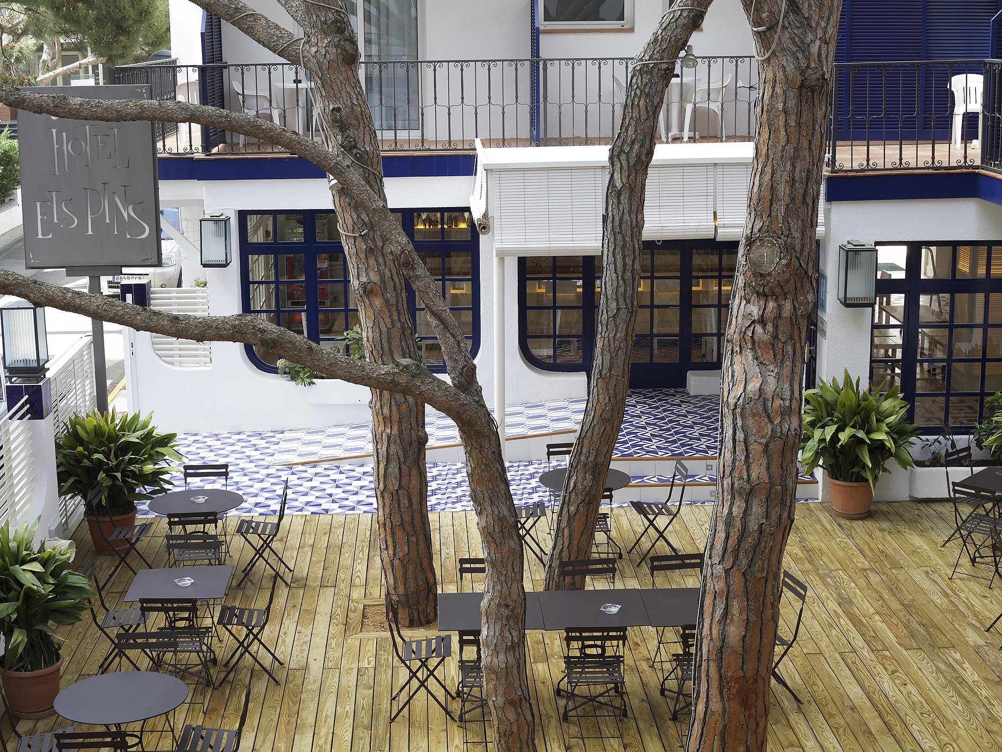 Hotel Els Pins Platja d'Aro Esterno foto