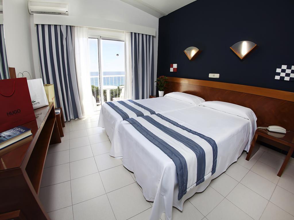 Hotel Els Pins Platja d'Aro Esterno foto